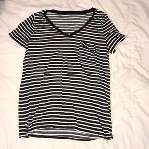 black and white striped v neck t-shirt